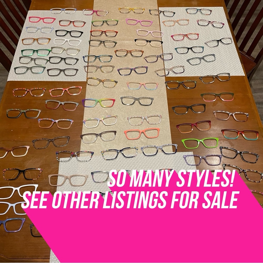 Pair Eyewear glasses toppers in style Larkin